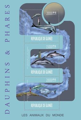 Дельфины и маяки