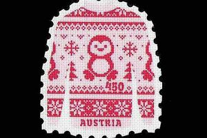 Австрія випустила поштову марку у формі светра